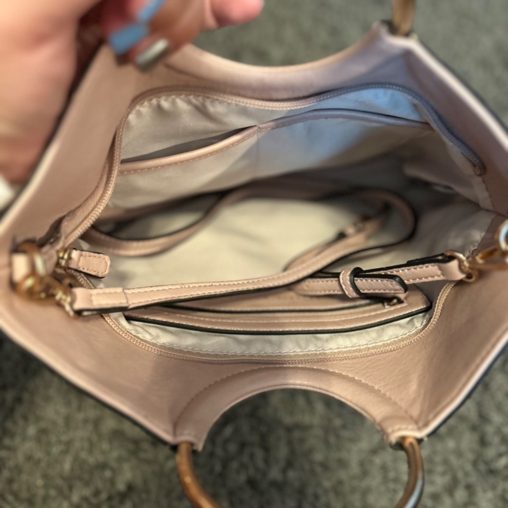 Purse - Picture 2 of 2